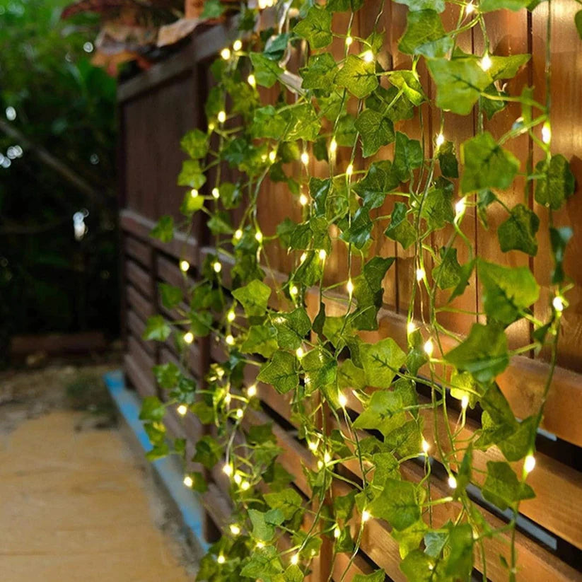 Trellis Glow Vine Light