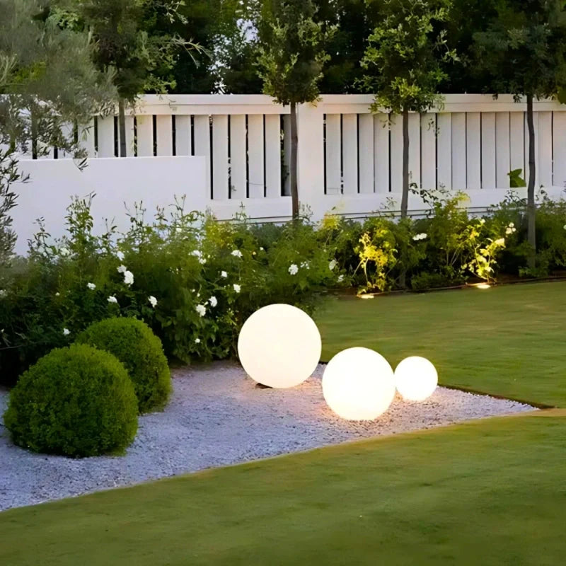 Spherical Luminous Garden Light