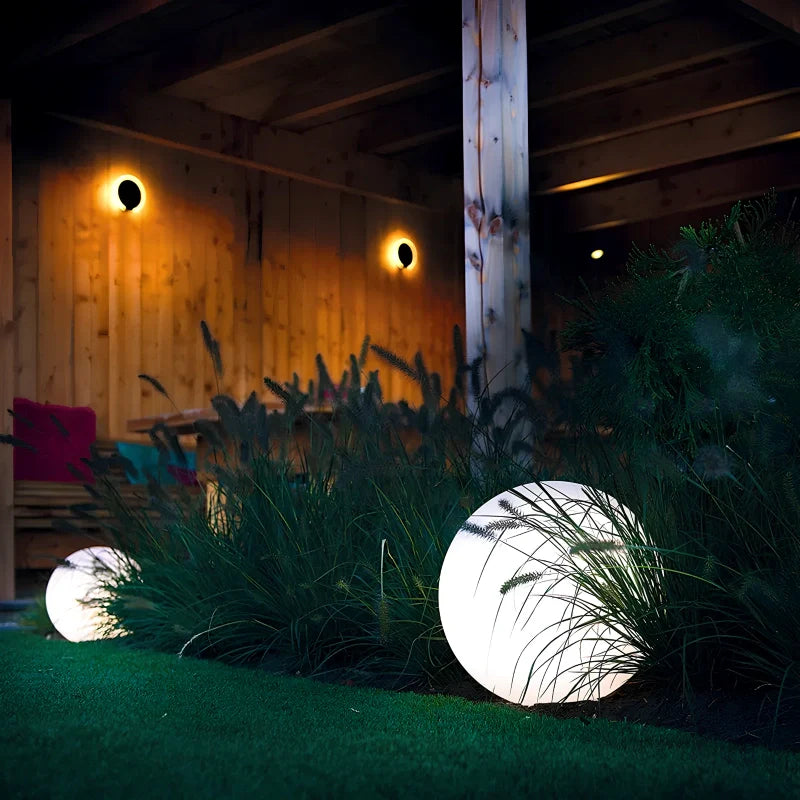 Spherical Luminous Garden Light