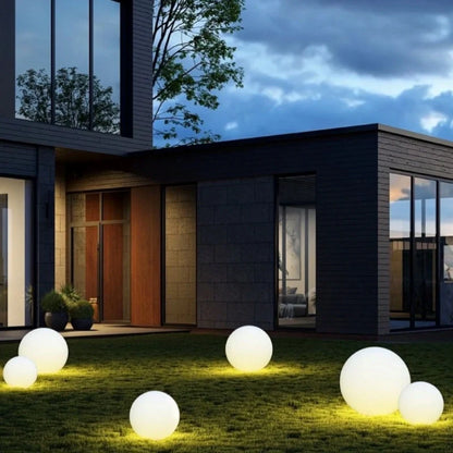 Spherical Luminous Garden Light