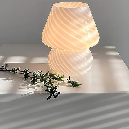 Sculpta™ Glass Lamp