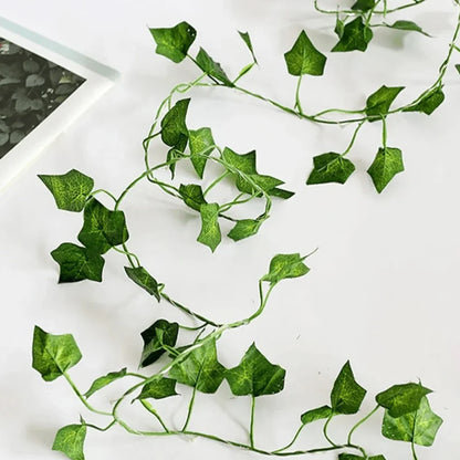 Trellis Glow Vine Light