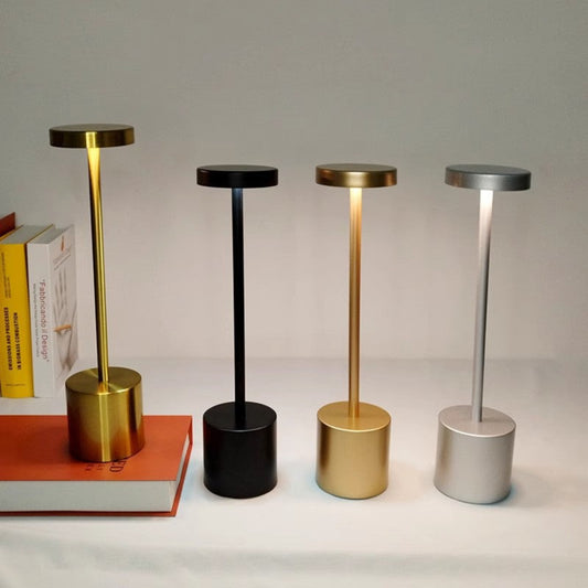 Luminex™ Metallic Touch Lamp