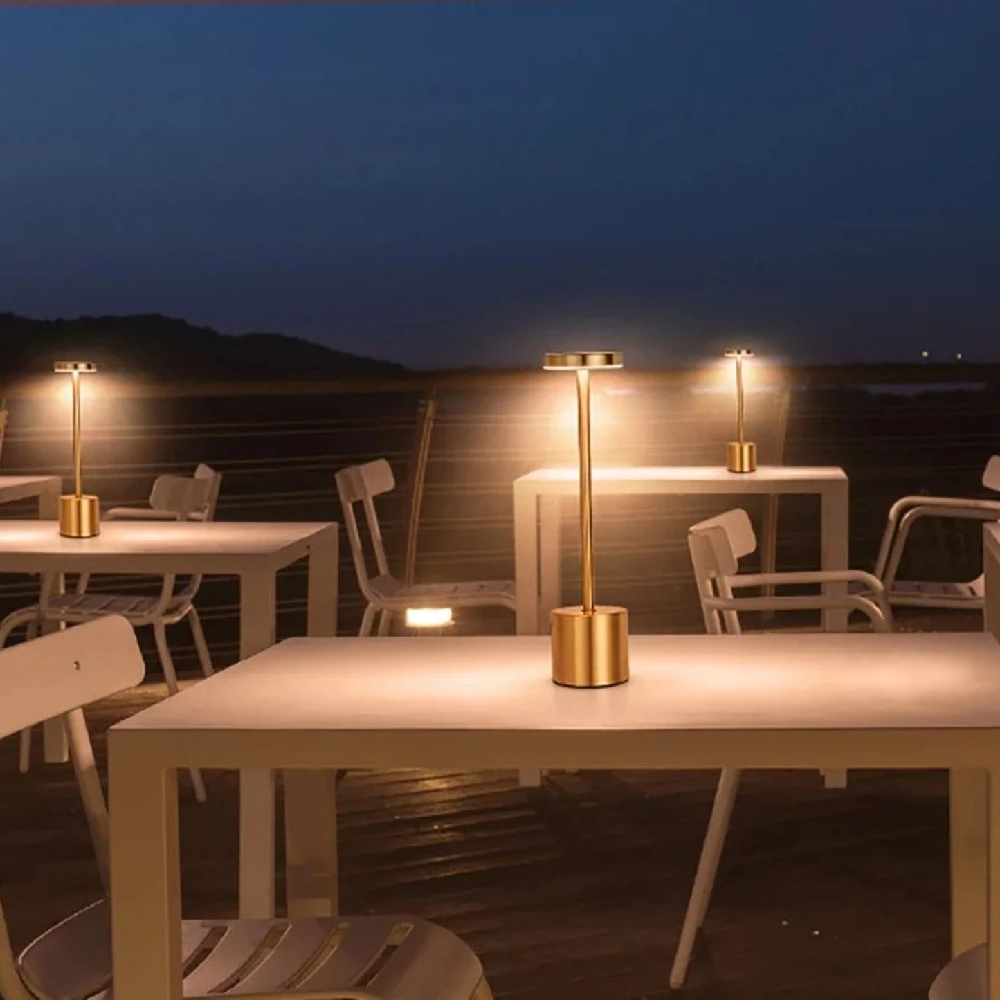 Luminex™ Metallic Touch Lamp