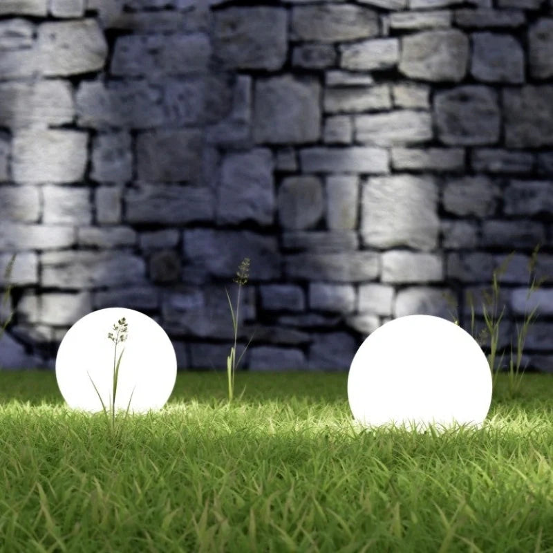 Spherical Luminous Garden Light