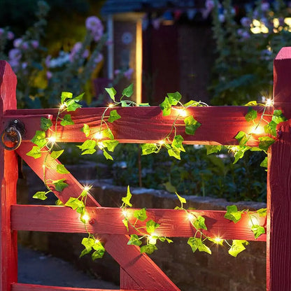 Trellis Glow Vine Light