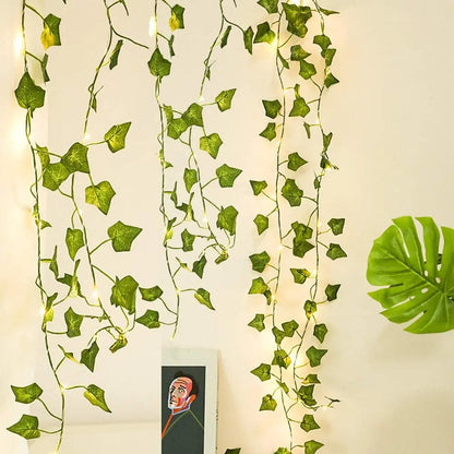 Trellis Glow Vine Light