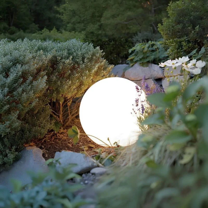 Spherical Luminous Garden Light
