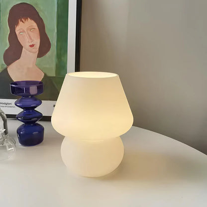 Sculpta™ Glass Lamp