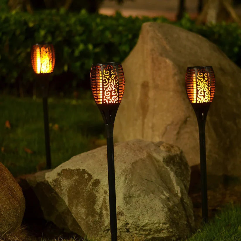 Tiki Flare Solar Torch Lamp