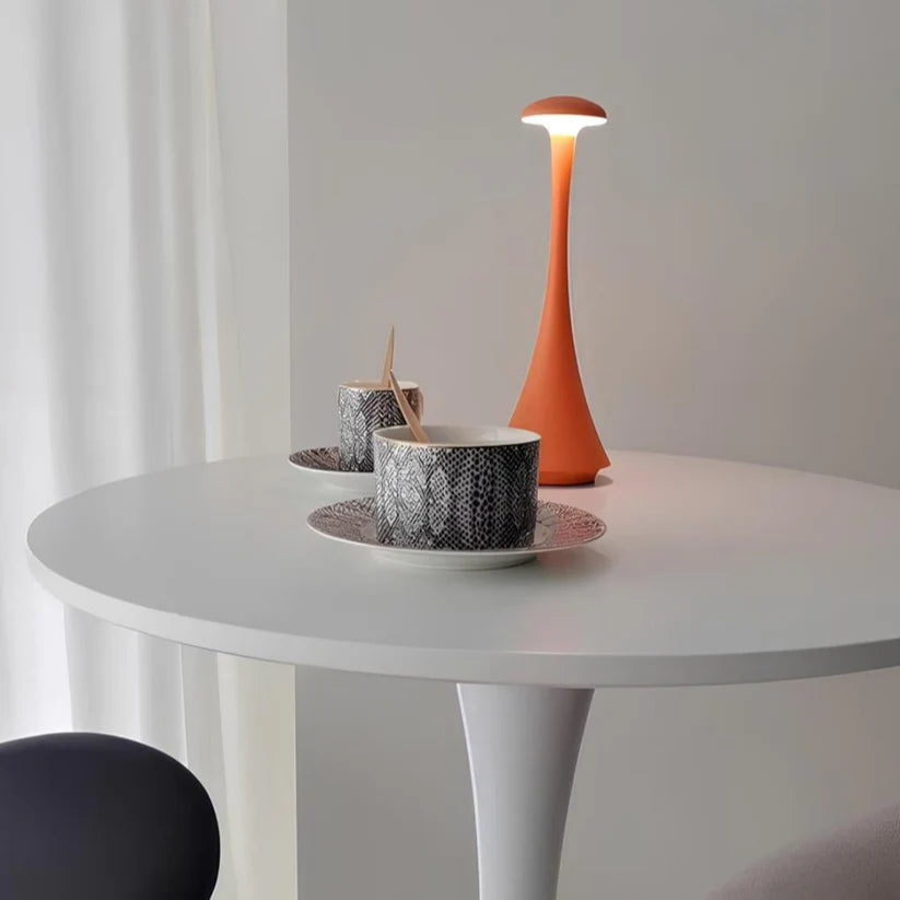 Nuvé™ Table Light