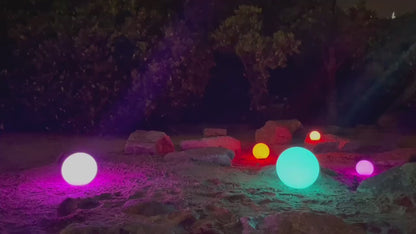 Spherical Luminous Garden Light